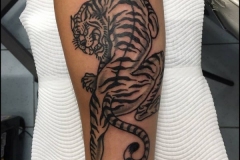 creeping-tiger-tattoo