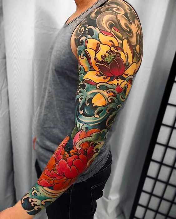 80 Bright Color Tattoo Design Ideas  Diseños de tatuaje de manga  Tatuajes de manga del antebrazo Mangas del tatuaje tradicionales