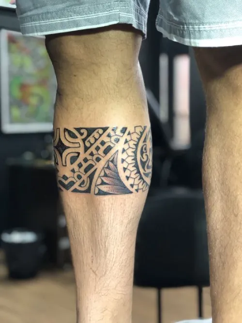 black band tattoo leg